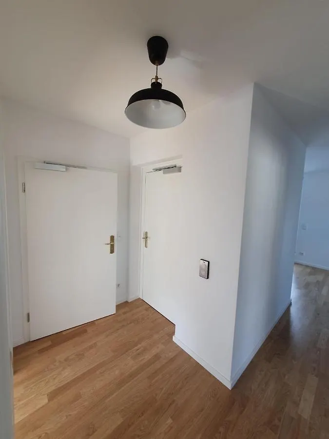 Apartment Exklusive Neubau Dachterrassenwohnung Mit Wohnungslift In Vierfamilienvilla Munich